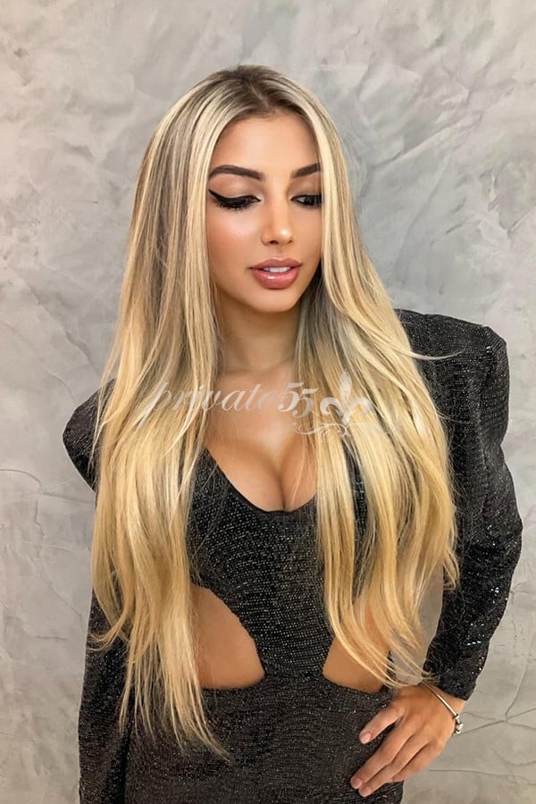 Foto 11 de Mia Lucci