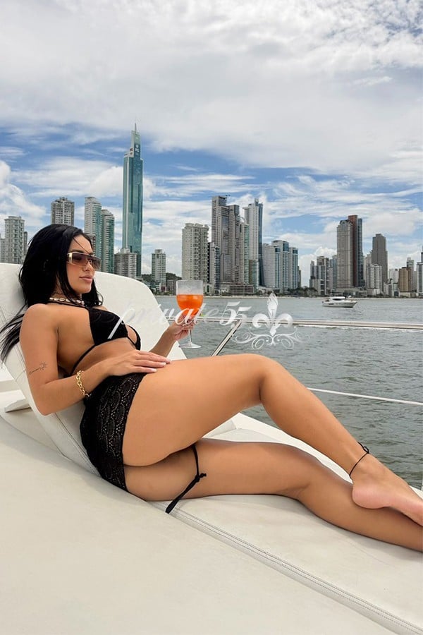 Rebeca Mestiça - Acompanhante de Luxo em Itajaí