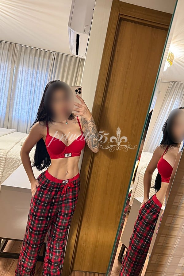 Jolie Rosa - Acompanhante de Luxo em Curitiba