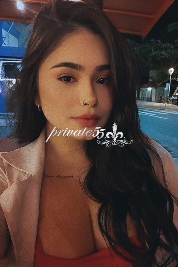 Ayla Puzzuolli - Garota de Programa em Balneário Camboriú