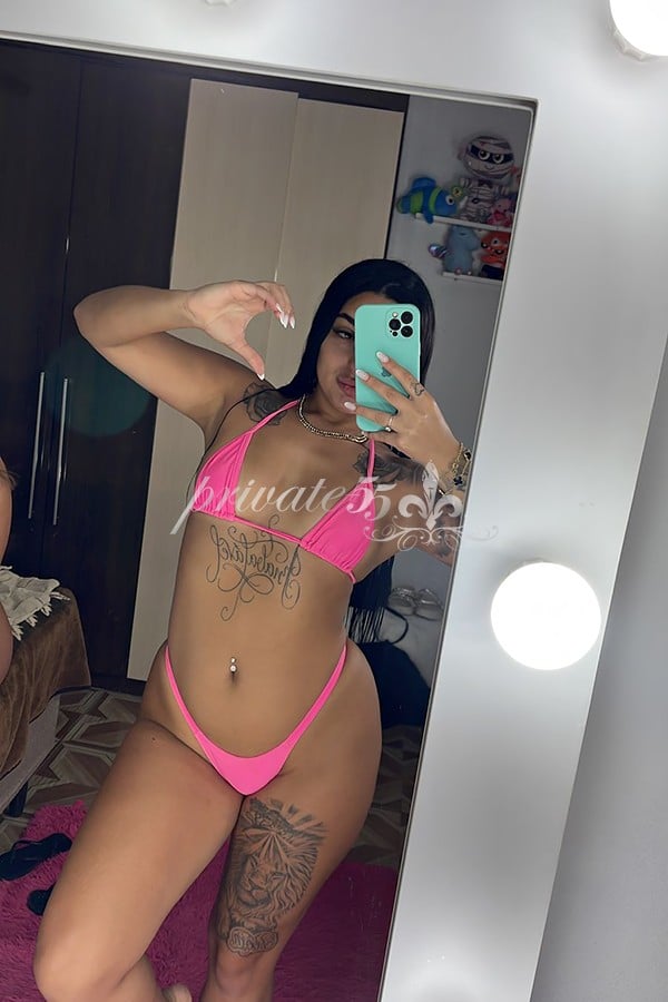 Foto 11 de Alice Dias