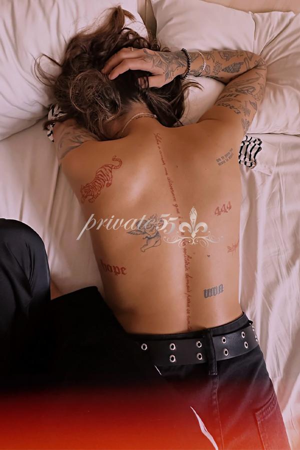 Cleo Salvatori - Acompanhante em Florianópolis