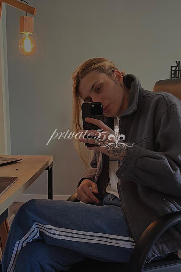 Cleo Salvatori - Acompanhante Verificada em Florianópolis