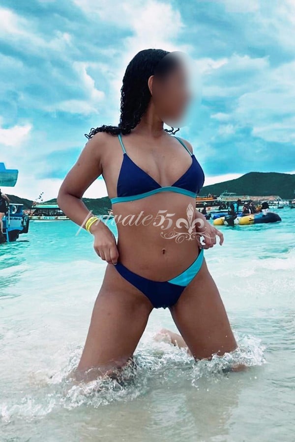 Foto 1 de Camila Oliveira