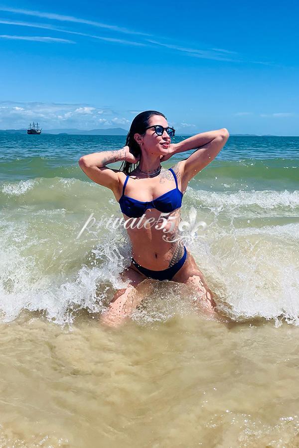 Foto 2 de Camila Queiroz