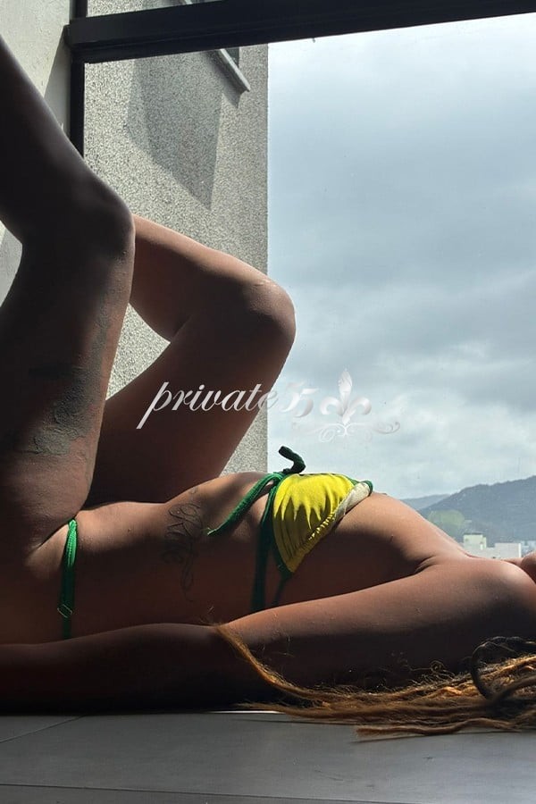 Sales Amorim - Garota de Programa em Florianópolis