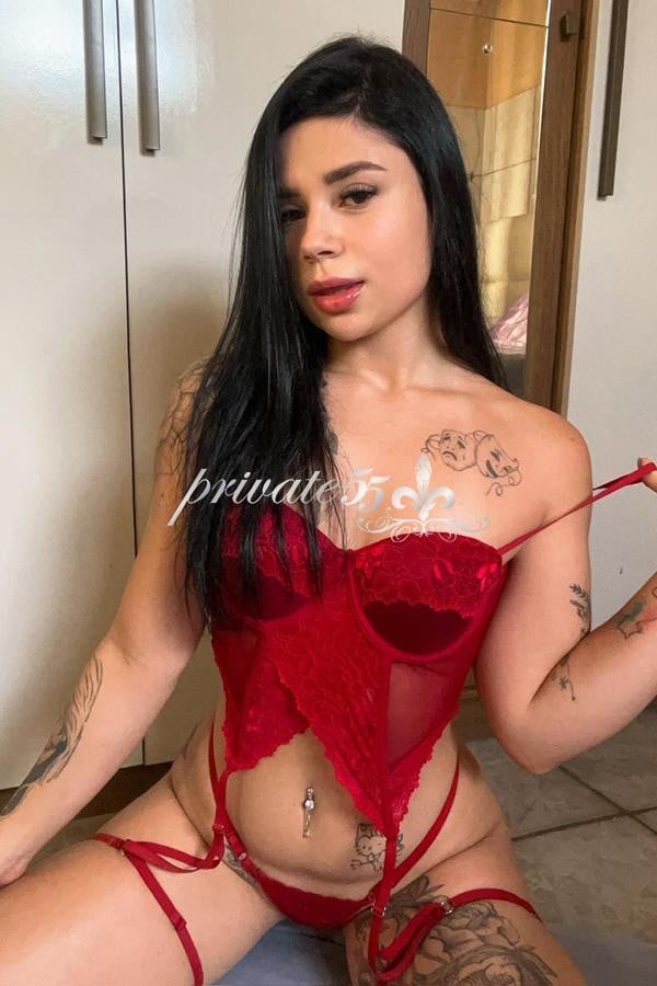 Foto 11 de Jenni Faria