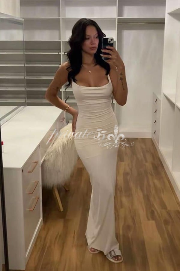 Selena Castillo - Garota de Programa em Florianópolis