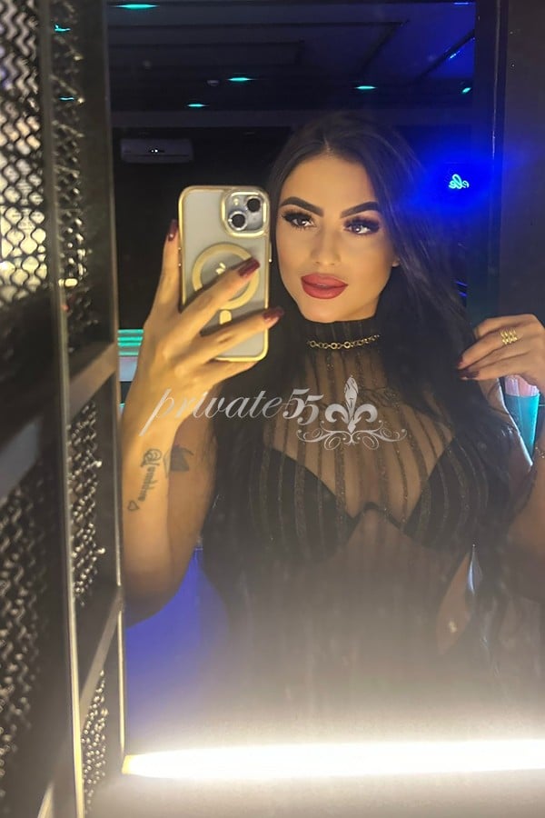 Foto 1 de Bianca  Braga