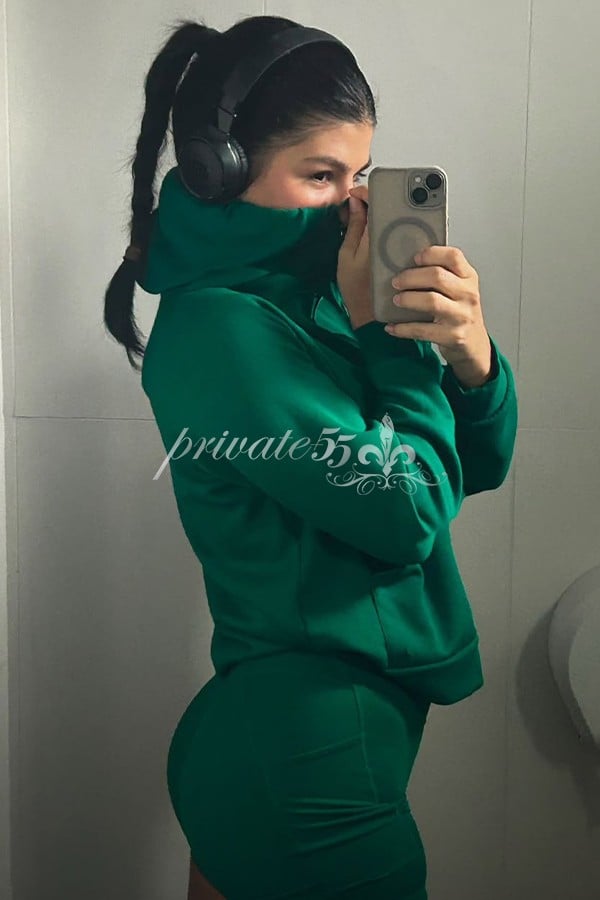 Larissa  Saliba - Acompanhante em Curitiba