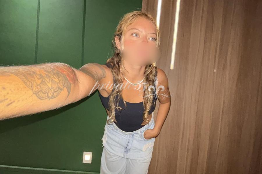 Foto 5 de Polly Almeida