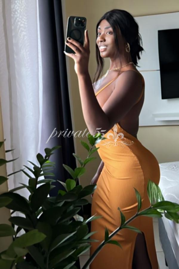 Foto 2 de Bruna Ribeiro