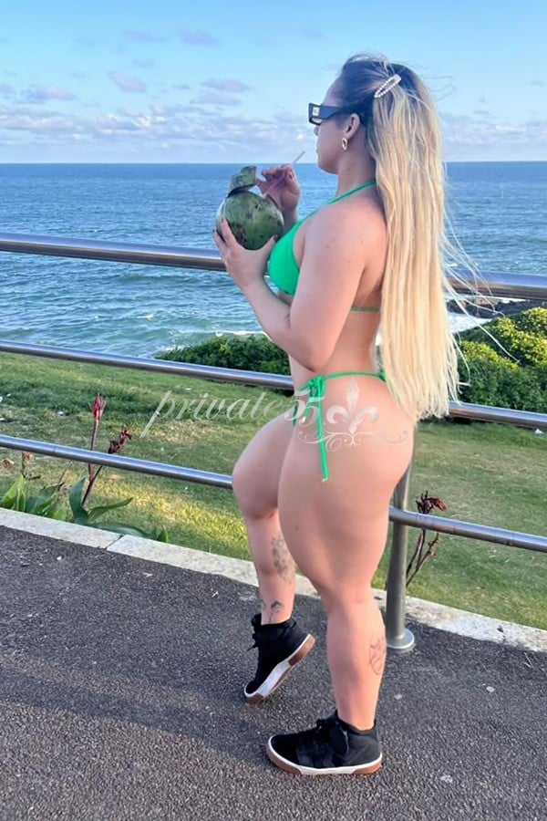 Lara Porto - Garota de Programa em Curitiba