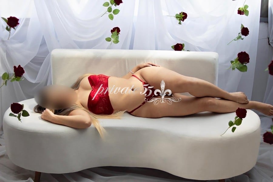 Bia Spelman - Acompanhante em Curitiba