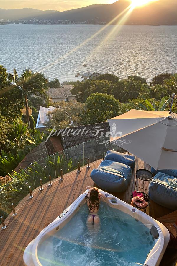 Isis Macedo - Acompanhante em Florianópolis