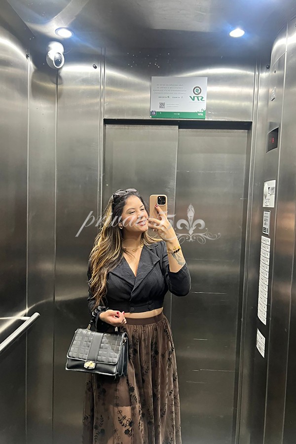 Jeni Prof - Garota de Programa em São Paulo
