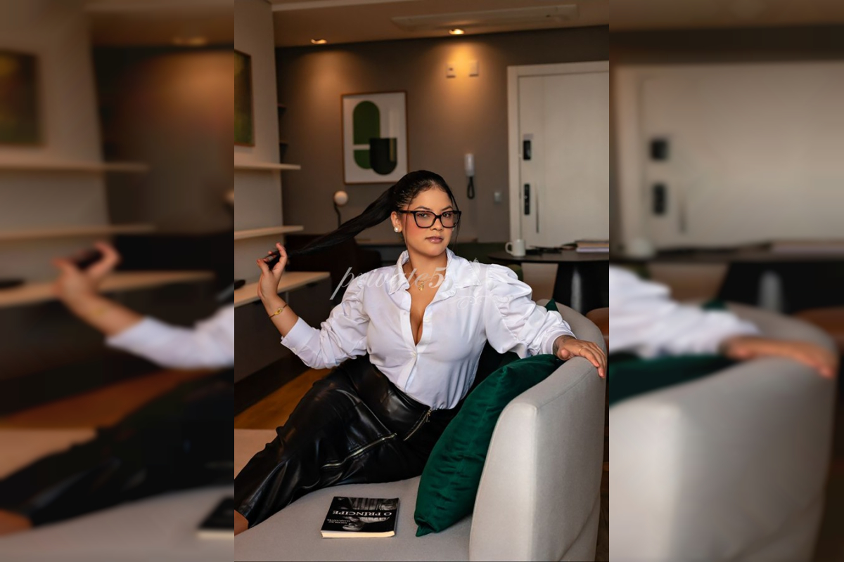 Jeni Prof - Garota de Programa em São Paulo