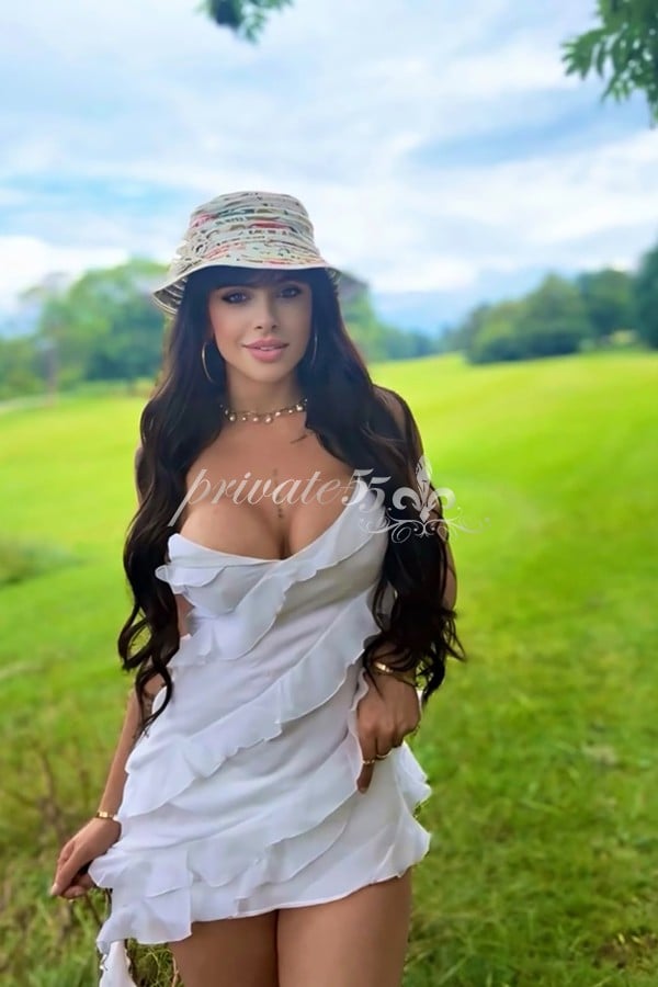 Gabriela Barcellos - Acompanhante em São Paulo