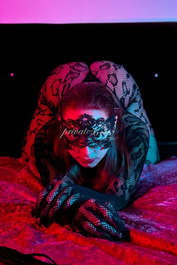 Alessa Cardona - Acompanhante em Florianópolis