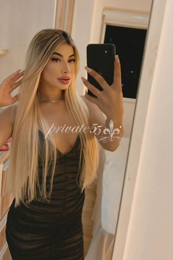 Livia Bertolazzi - Acompanhante de Luxo em Curitiba