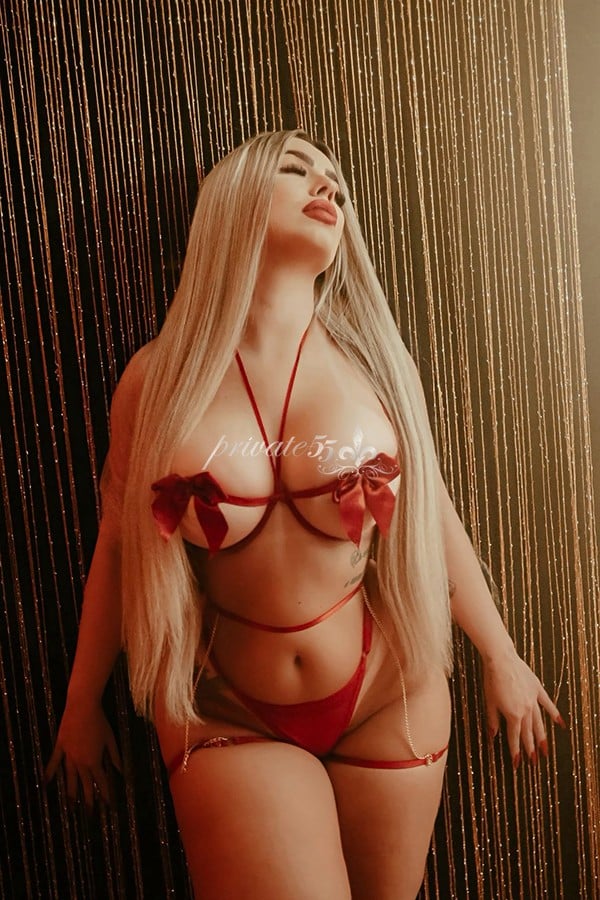 Babi Andrade - Acompanhante de Luxo em Balneário Camboriú