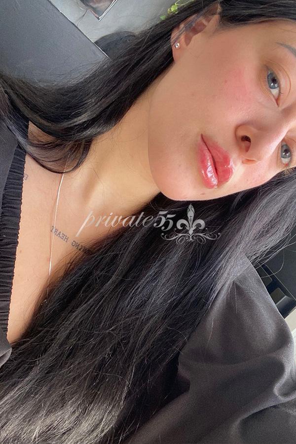 Foto 6 de Ella Arievilo