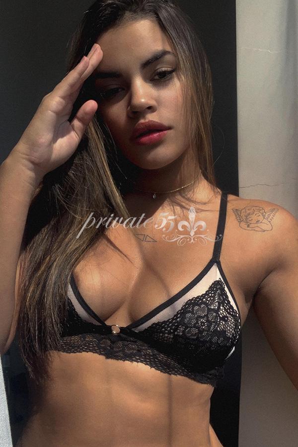 Cléo Tieff - Garota de Programa em Balneário Camboriú