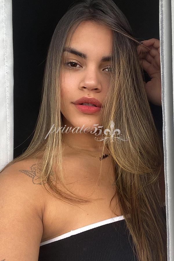 Cléo Tieff - Acompanhante de Luxo em Balneário Camboriú