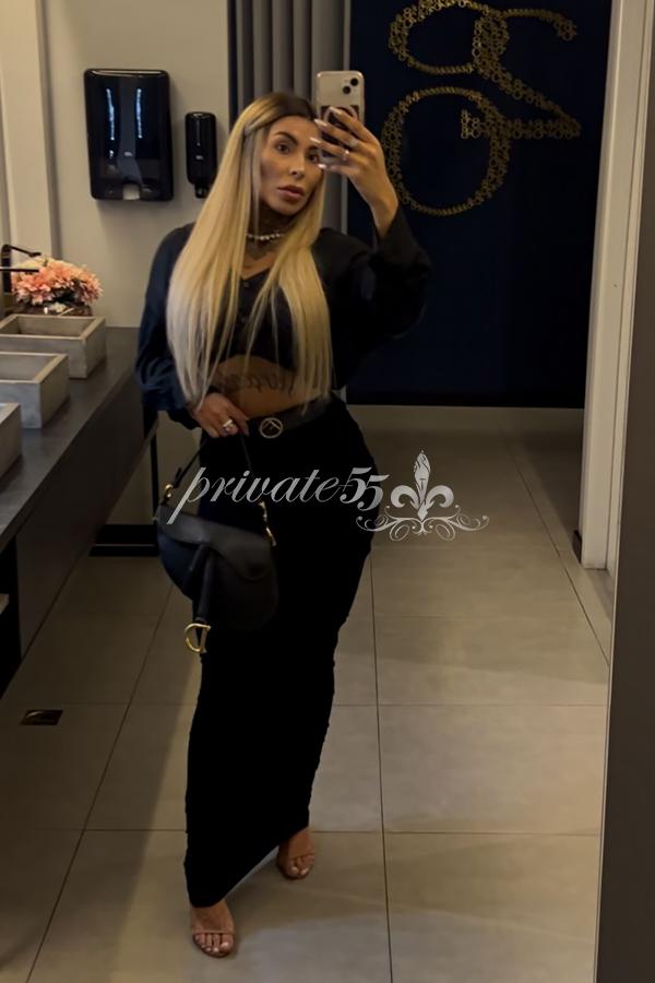 Eloha Feffer - Acompanhante em Florianópolis