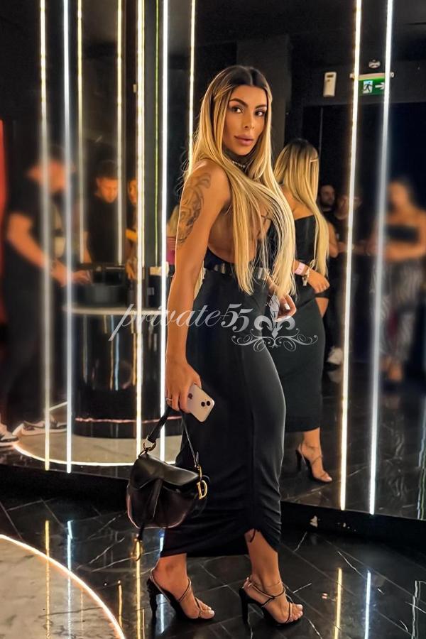 Eloha Feffer - Garota de Programa em Florianópolis